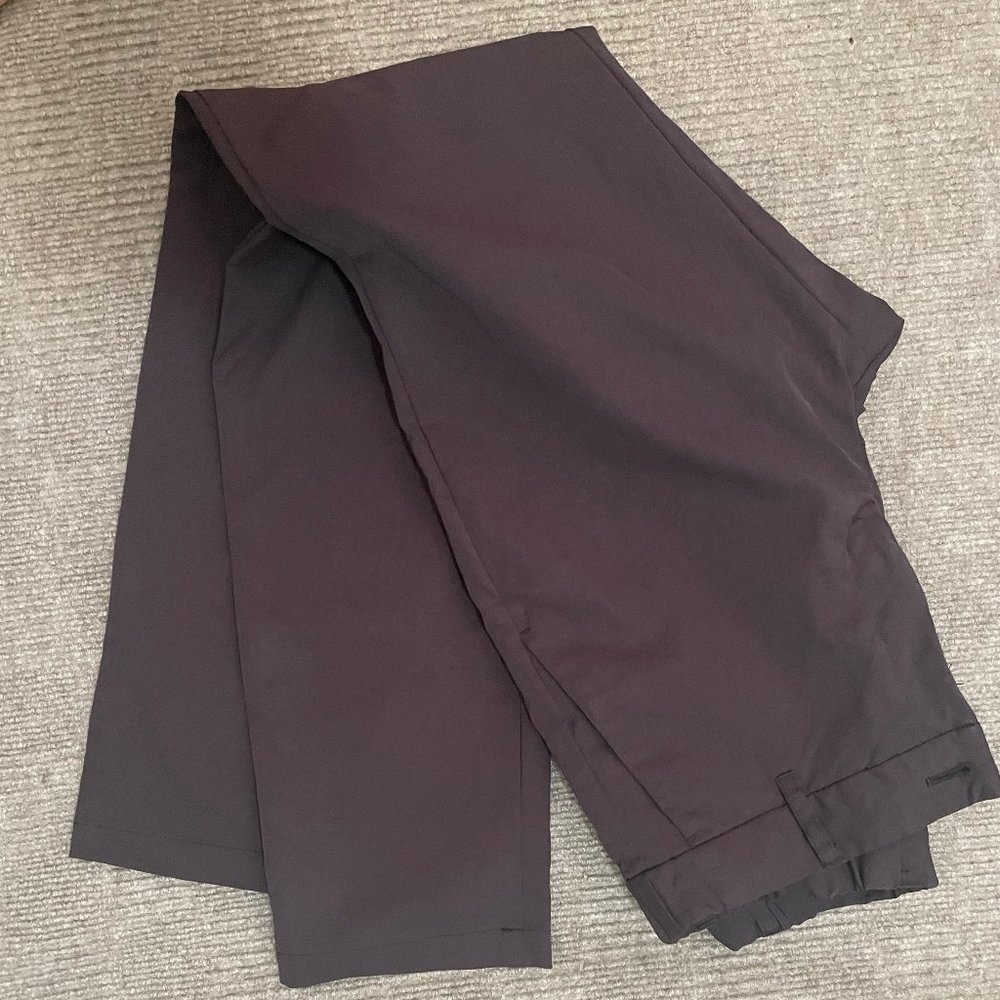 Muji Women's Water Repellent Stretch Tuck Tapered Pants BROWN